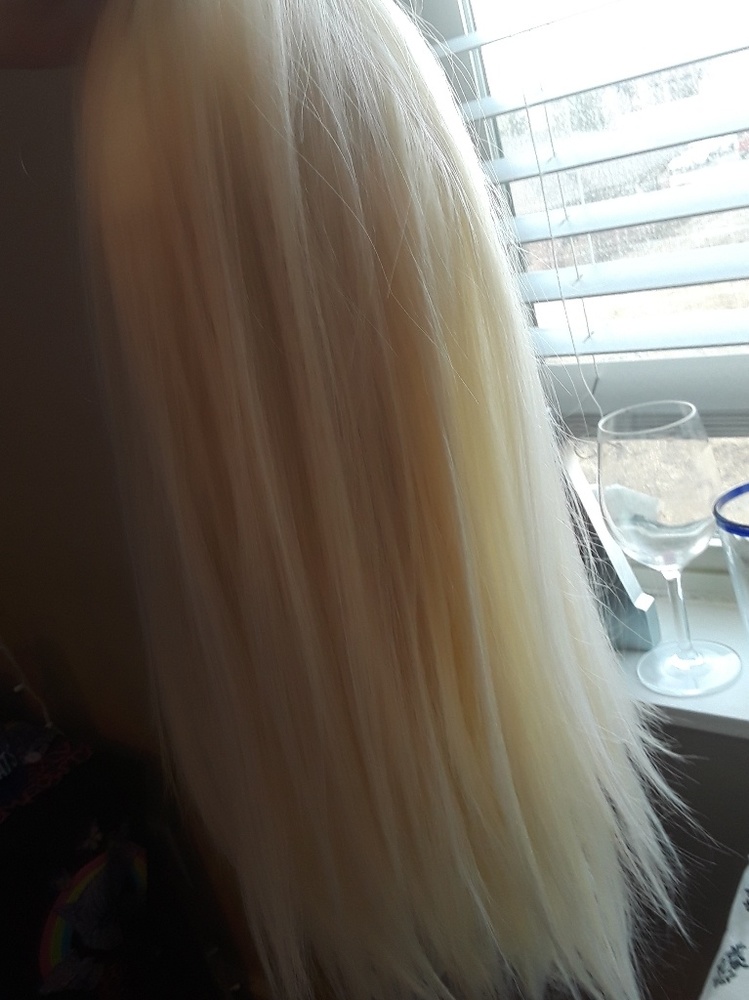 Synthetic platinum blonde lace front wig